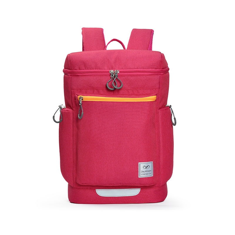 New Style Outdoor Backpack: Combining Functionality and Fashion for Adventure Seekers