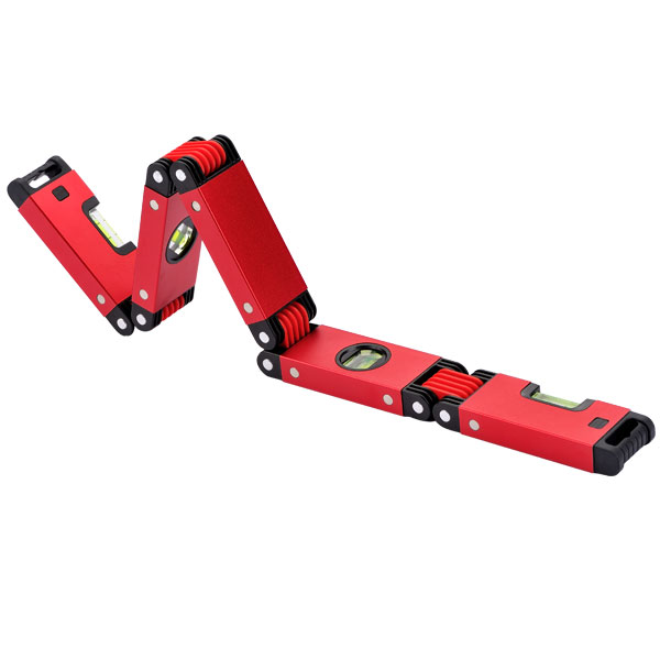 Could you provide some insights into the ergonomics and user-friendliness of the spirit level's design?