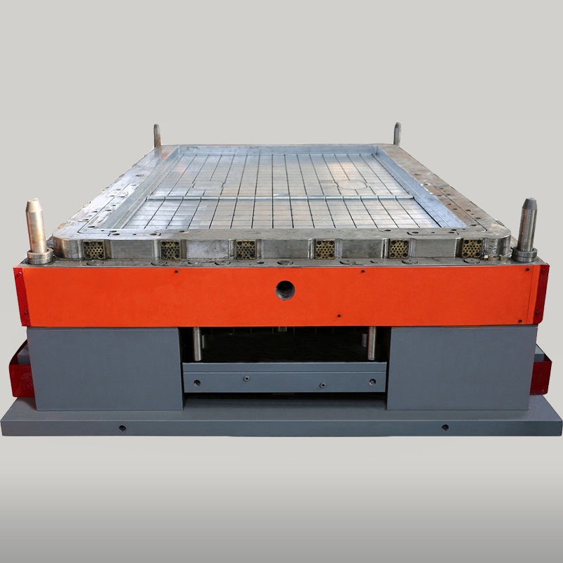 Crafting Excellence: Key Characteristics of a High-Quality Bathroom Chassis Mould
