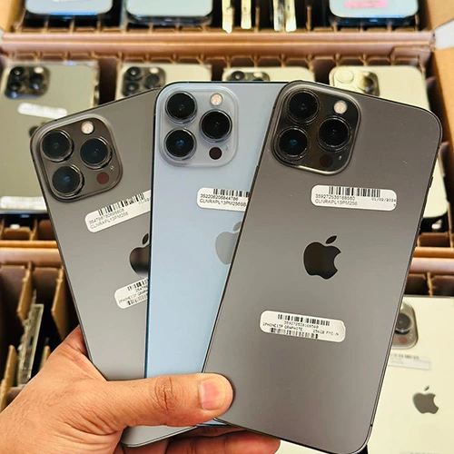 The Benefits of Buying Back an Old iPhone